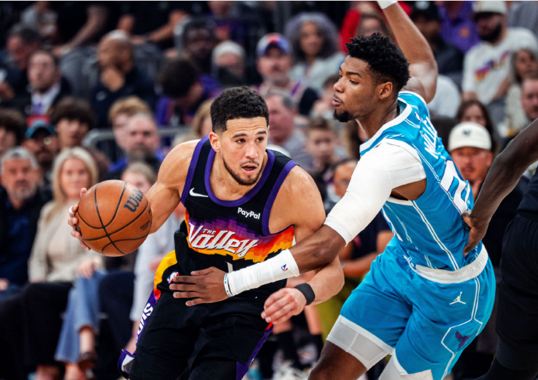 官方网地址-太阳3后卫全轰20+轻取黄蜂 布克30+10助攻三球22+7+6